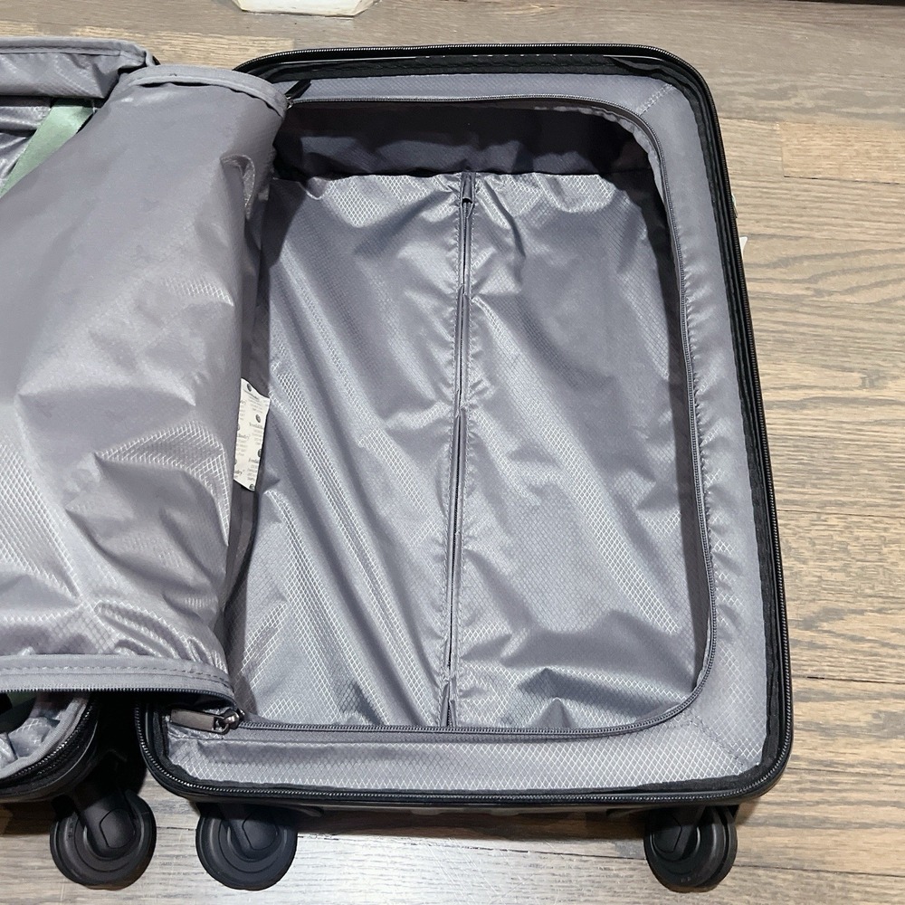 NEW Tumi V4 INTERNATIONAL Expandable 4 Wheel Carry On Suit Case - SAGE GREEN - Picture 13 of 13